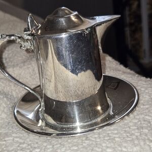 Vintage Wallace Silverplate Syrup Pitcher with Lid & Drip Plate M616 – 4” Tall